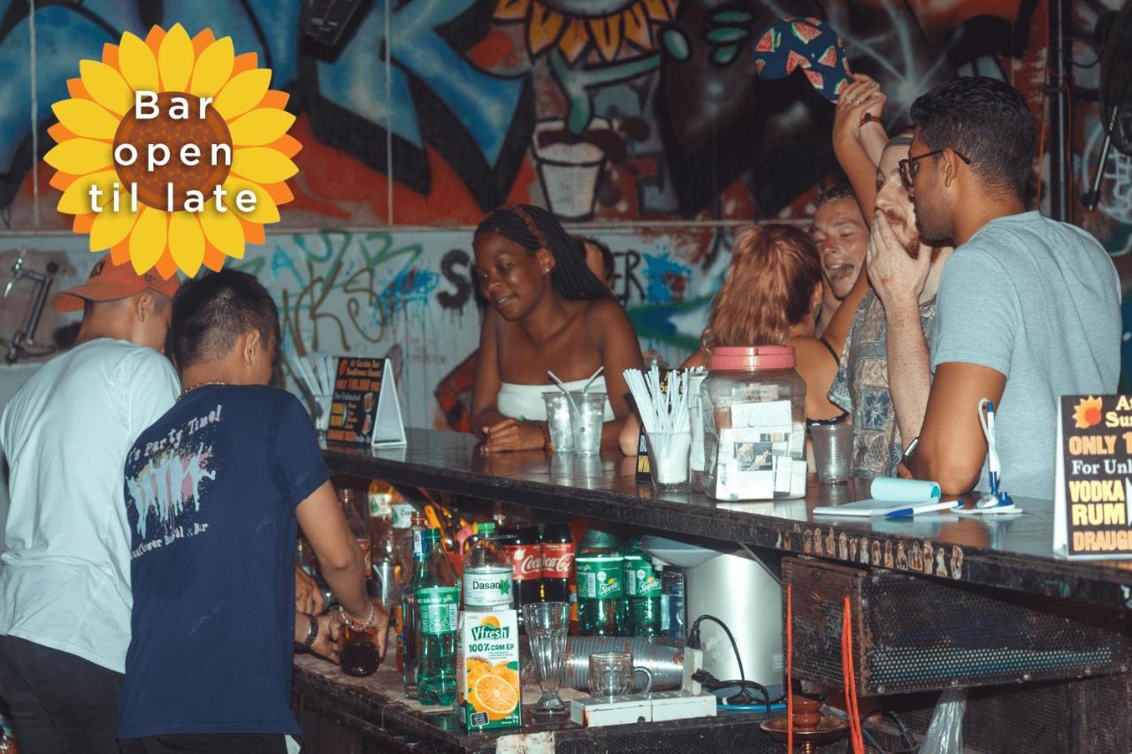 Sunflower Hostel ฮอยอัน ภายนอก รูปภาพ